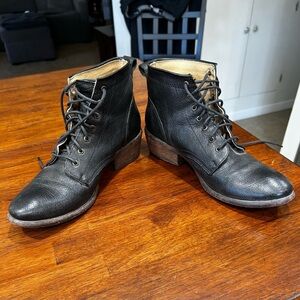 Frye Carson Lace Up Boots